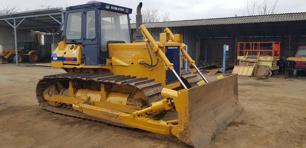 Buldozer Komatsu D58P