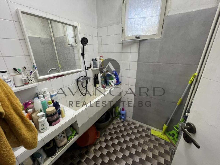 Продава се Тристаен апартамент в Пловдив, Център - 61 кв.м за 2509 €/кв.м - Снимка #7