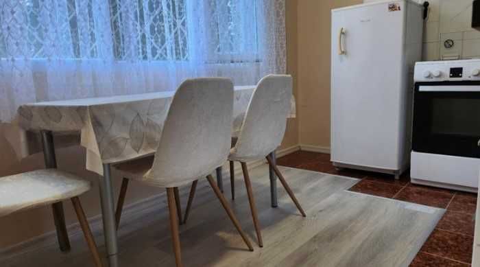 Дава се под наем Едностаен апартамент в София, Център - 48 кв.м за 400 € - Снимка #1