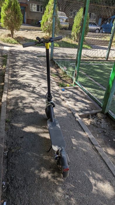 Электросамокат Xiaomi electric scooter 3
