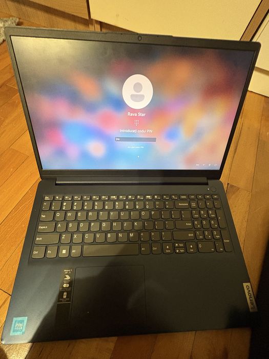 Vand Laptop Lenovo nou nout