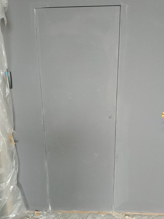 Изработка  на тапетни и интериорни   врати със скрити панти ,  магнитн