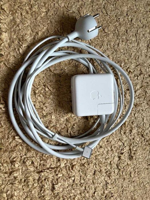 Apple MacBook 13"