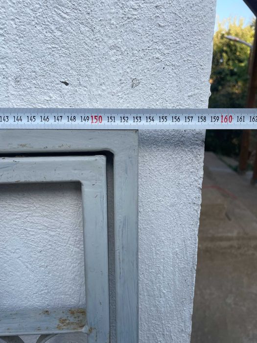 метална решетка запрозорец