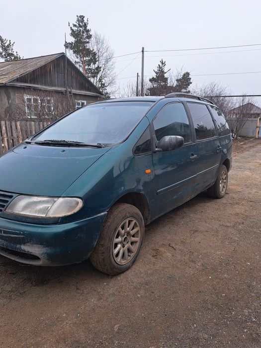 Автомобиль легковой