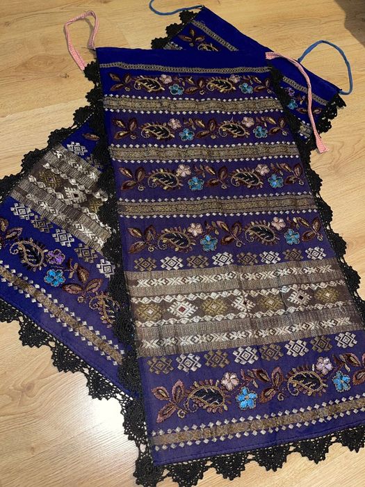 Catrințe(șoarțe),oltenesti în stare buna,preturi în descriere!