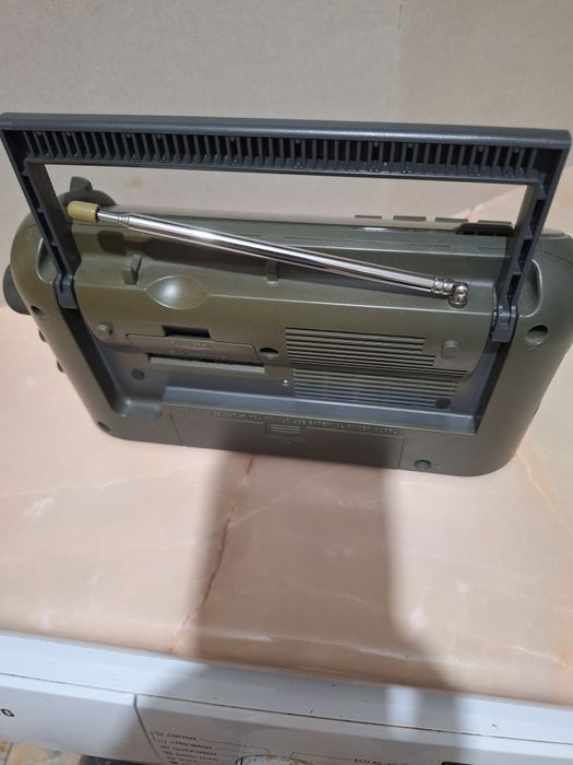 Vand radio Sony ICF-903 L.