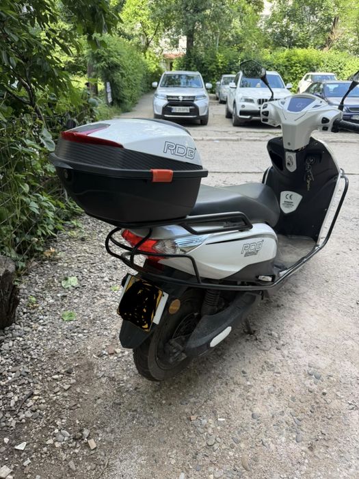 Scuter Limitat 25km/h