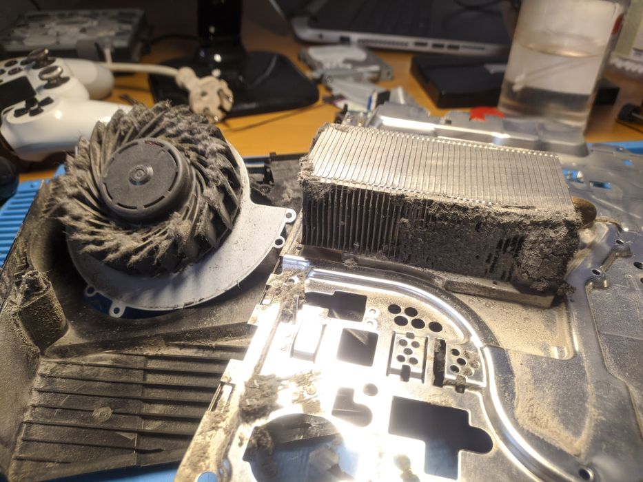 Ремонт Чистка PS4/Nintendo/Xbox