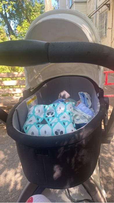 Коляска Hot Mom