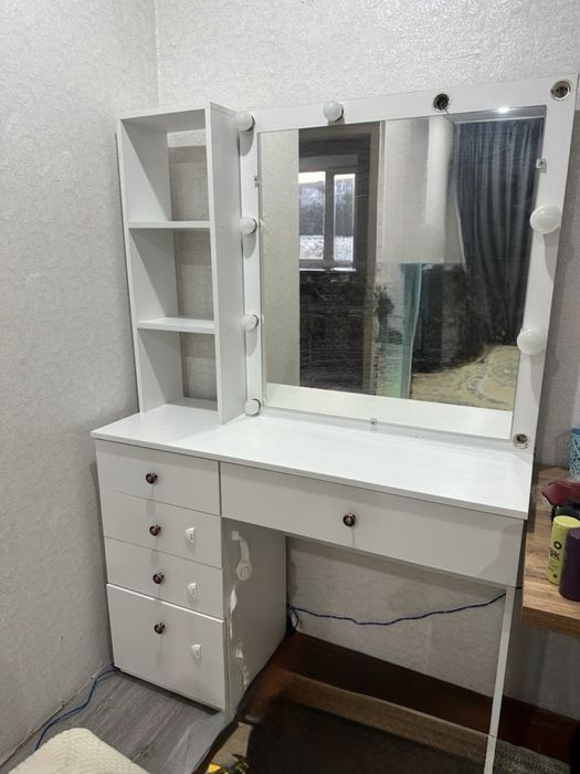 Комод с подсветкой