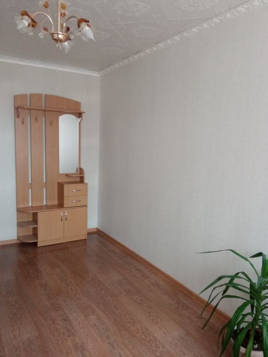 Продам 3 комн.квартиру район бензострой