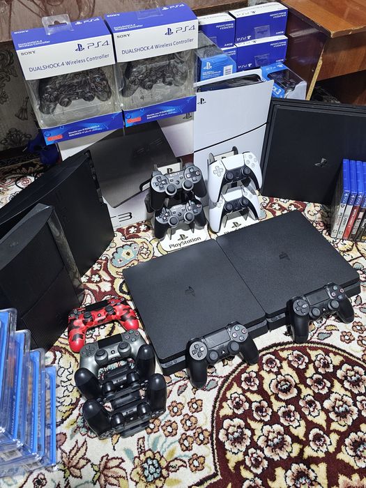 Sony Playstation 4 slim 1TB 100+ oʻyinli akkaunti bilan ps3 ps4 ps5