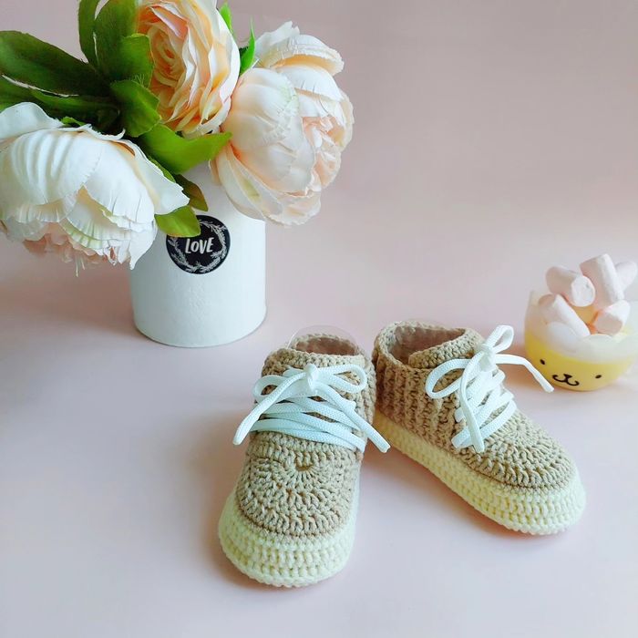 Пинетки крючком вязаные