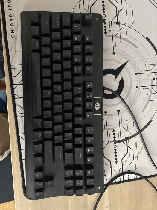 Vand tastatura Redragon Dark Avenger mecanica