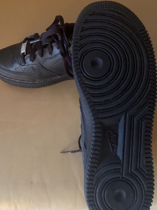 Кроссовки «NIKE» ОРИГИНАЛ / 38,5-размер / ВЬЕТНАМ  / 100% - НАТУРА