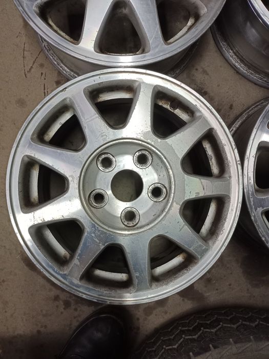 Продам диски на 15 в идеальном состоянии,