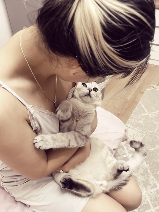 он очень хороший