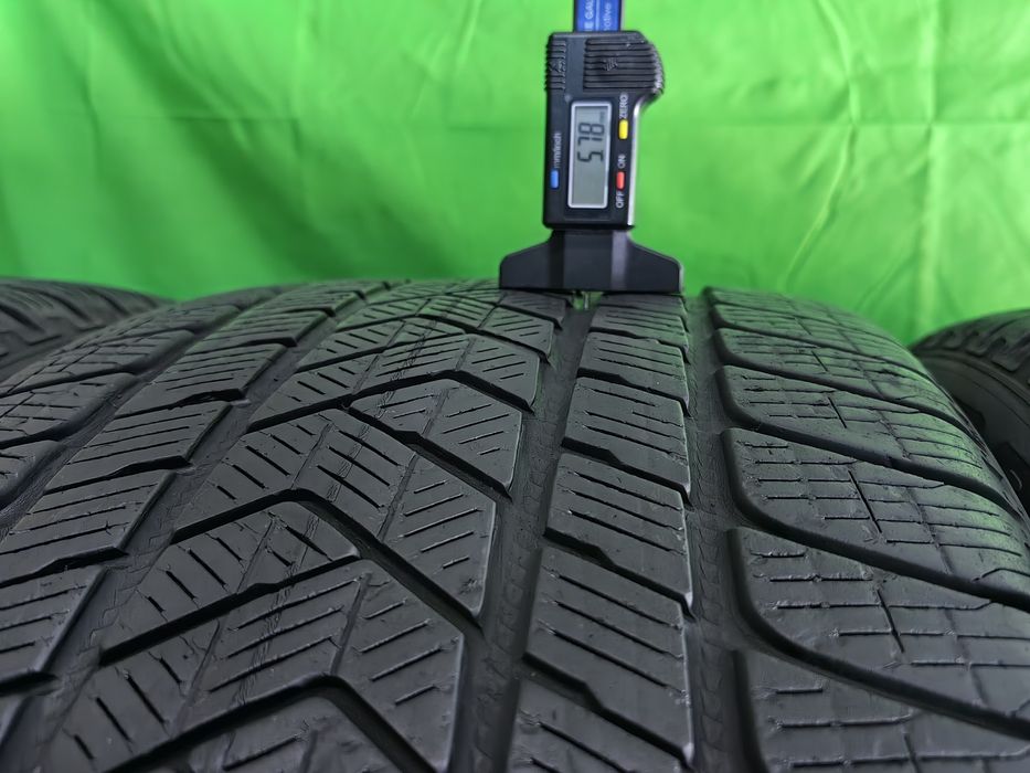 305/40R20 Pirelli 6-5,6mm stare foarte bună