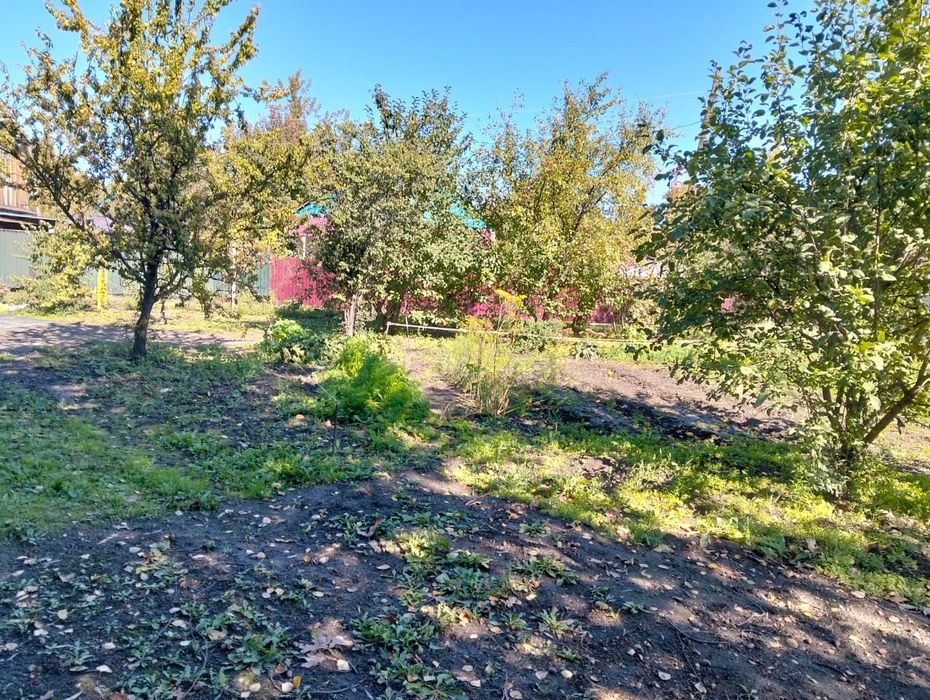 Продам дачу на аэропорту.