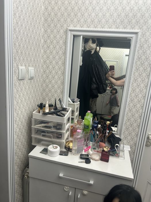 Шкаф обувница, почти новый,