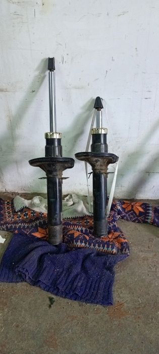 Стойки Гольф 4 , Ауди