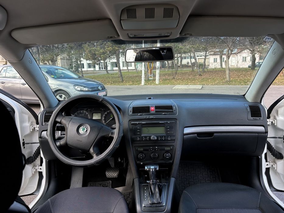 Skoda octavia 2009 automata 2.0