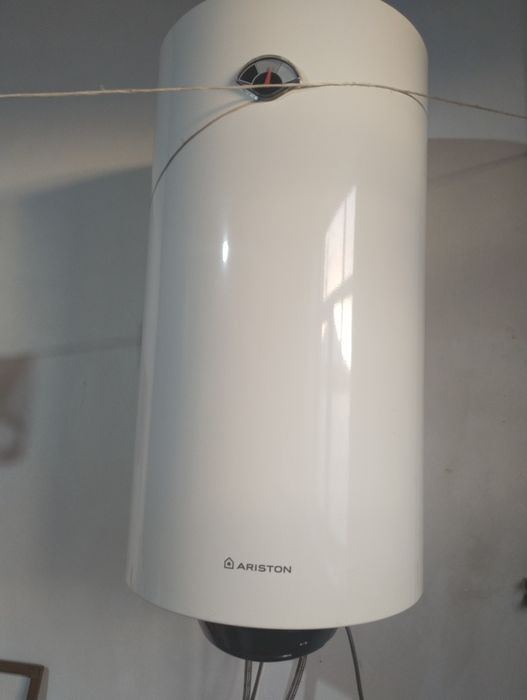 Продам аристон 100л