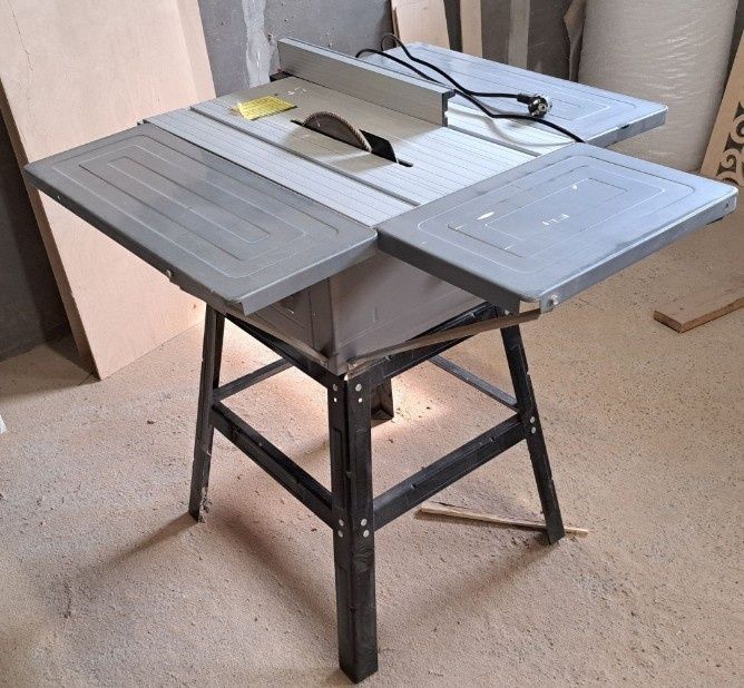 Продам циркулярная пила CROWN