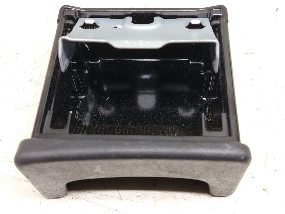 Scrumiera 7410244010 Toyota RAV4 2 (XA20) [2000 - 2003] 2.0 d-4d 1cd-