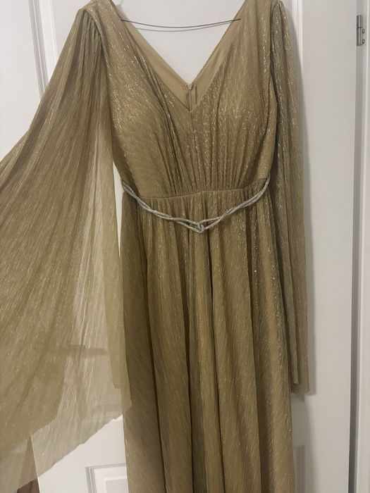 Rochie Aurie cu fir airiu
