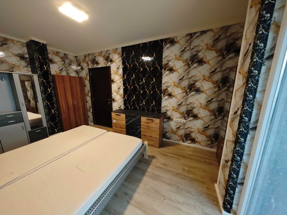 Под Наем ДВУСТАЕН, Сторгозия