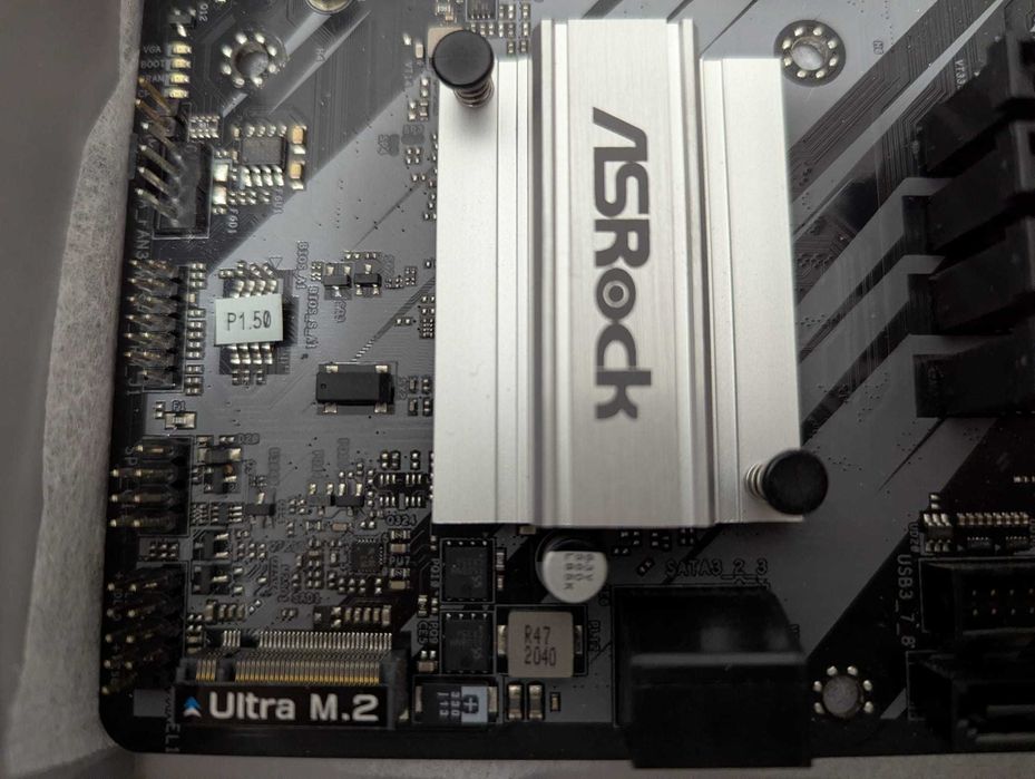 Kit Intel I5 10400F + MB ASRock Z590M PhantomGaming 4 + 16 GB RAM DDR4