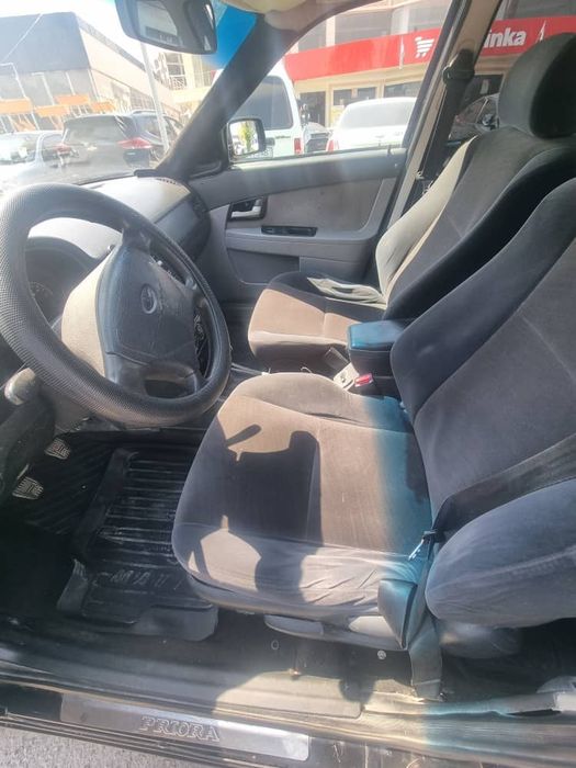 Срочно Продается Приора 2008 .