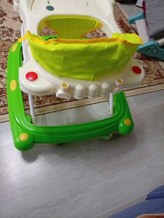 Продам ходунок за 3000