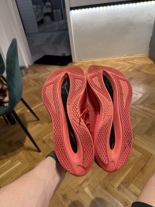 Mizuno Wave Rebellion FLASH 2