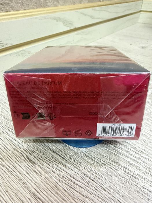 Новый женский парфюм