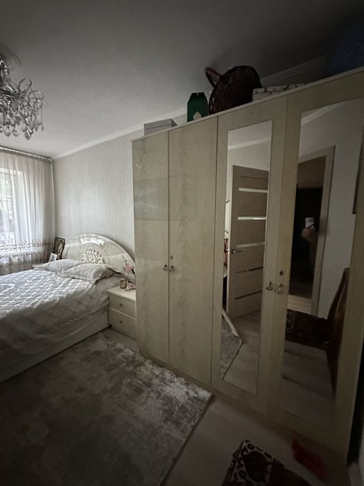 Спальный гарнитур