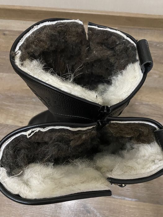 Продам зимние унты