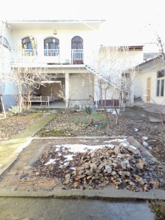 Продается дом 6 соток Шайхантахурском районе