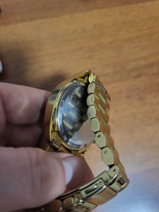 Продам наручные часы michael kors