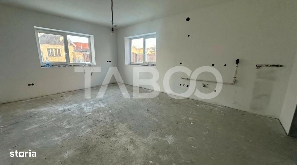 Casa 4 camere  de tip duplex 140 mpu 2 bai zona Veterani in Sibiu
