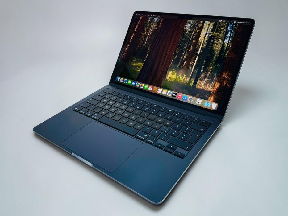 Лаптоп Apple MacBook Air 13" M4 10C/10G 24RAM 512SSD Midnight 100% Батерия! Гаранция!