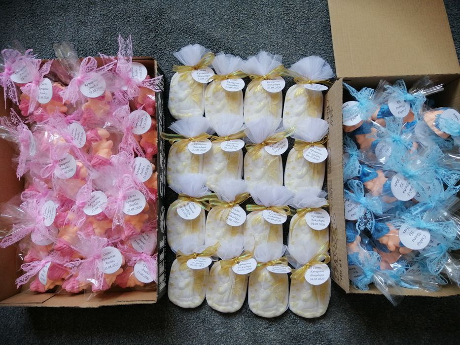 Подаръци за кръщене,рожден ден,погача и всякакъв друг повод.