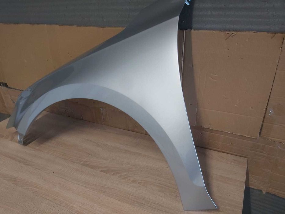 Aripa Fata Stanga VW Jetta 4/IV 2011-2015 (LA7W (Gri Deschis))