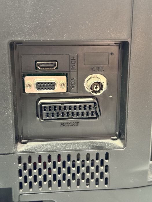 Продаю телевизор маленький Vestel