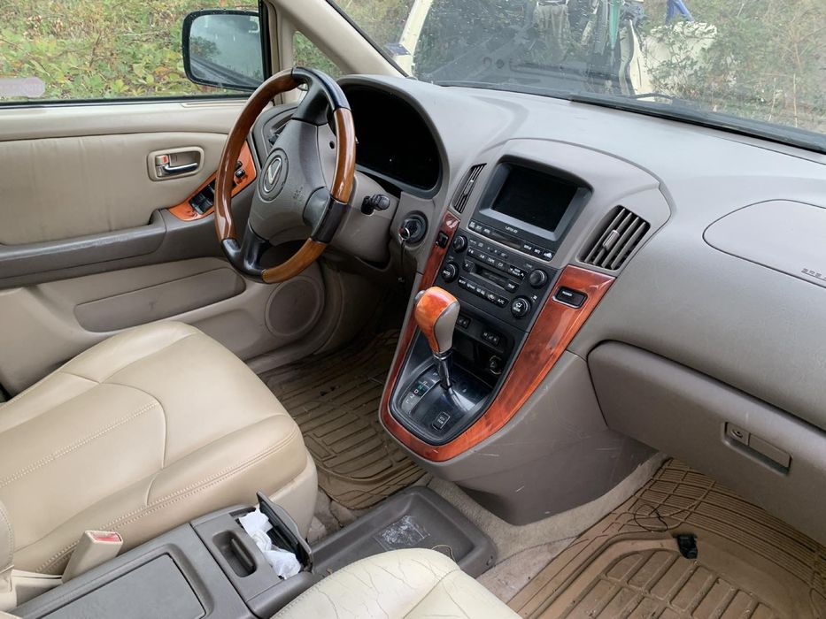 Лексус Рх300 на части