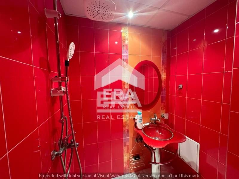 Продава се Тристаен апартамент в Русе, Център - 91 кв.м за 1687 €/кв.м - Снимка #9