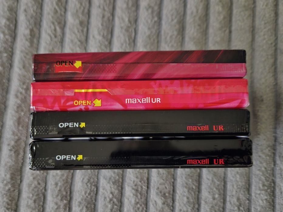 4 Casete Audio Maxell UR Maxell S UK