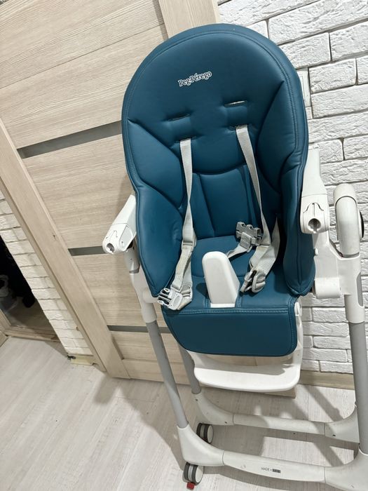 Стульчик для кормления, есть каспи ред